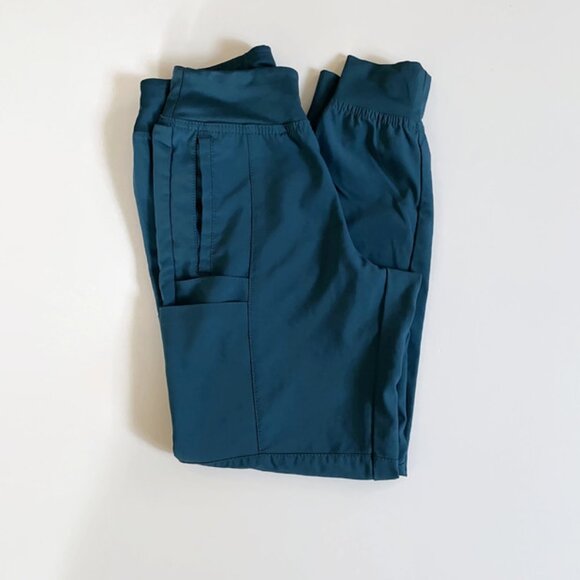 Turquoise scrub top and pants set with pockets XS - Picture 3 of 13